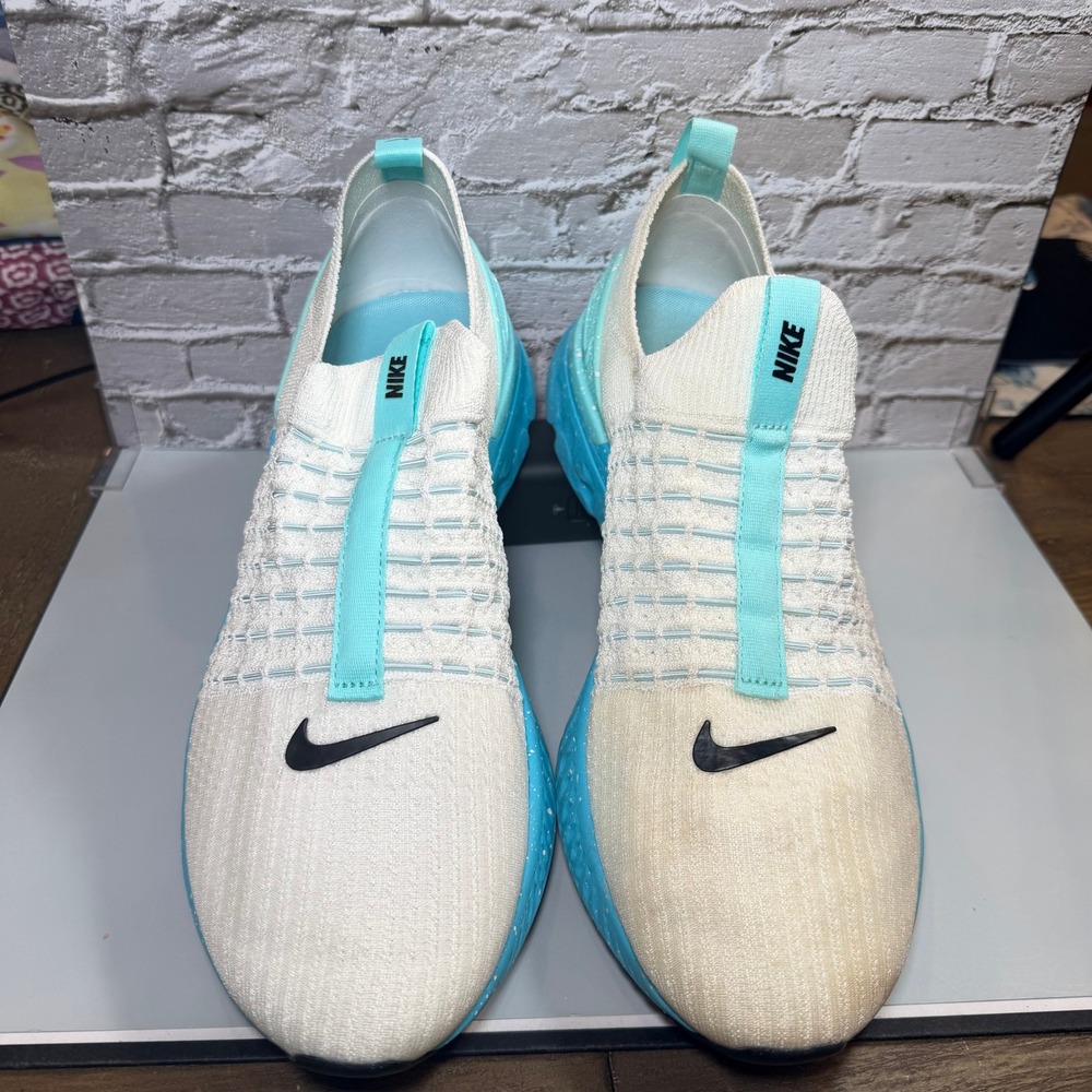 Nike React Phantom Run Flyknit 2 Mens Size 11 White Glacier Blue Running Shoes
